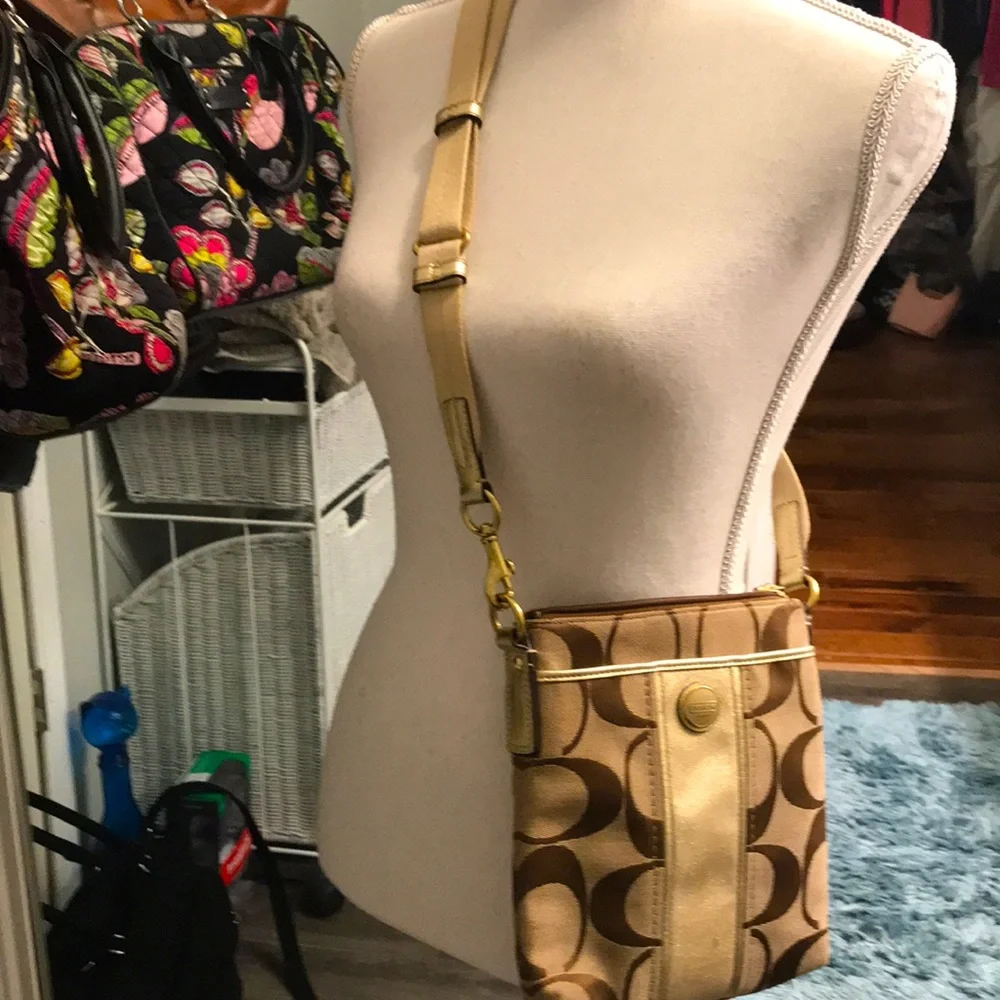 Coach Brown Logo Crossbody - Picture 6 of 6